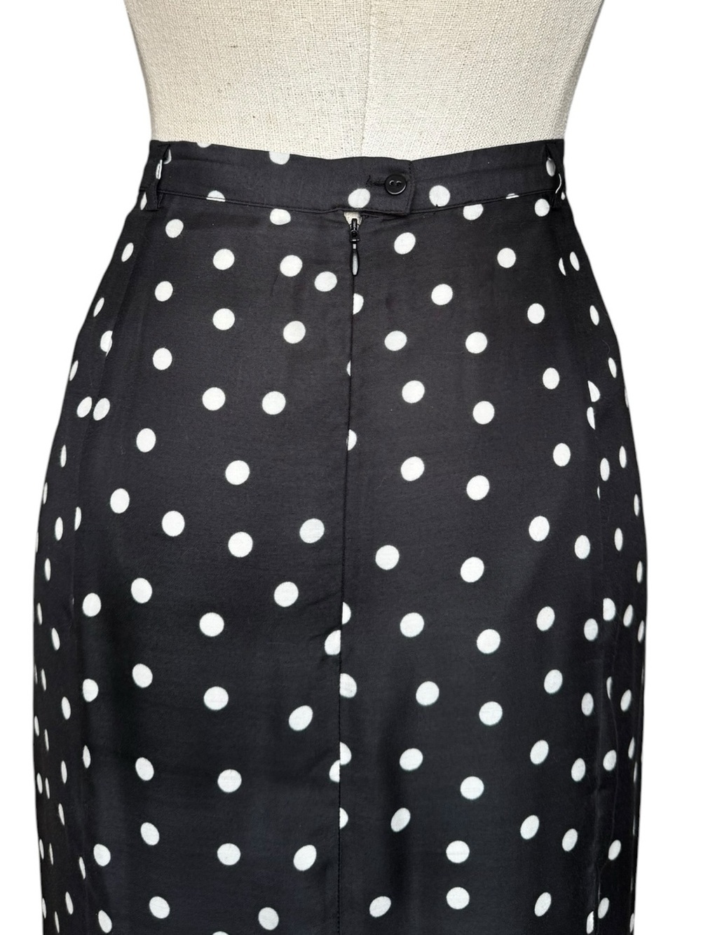 Rixo Georgia Midi Skirt in  Pearl Spot Mono Black & White Polkadot Medium - Picture 8 of 9